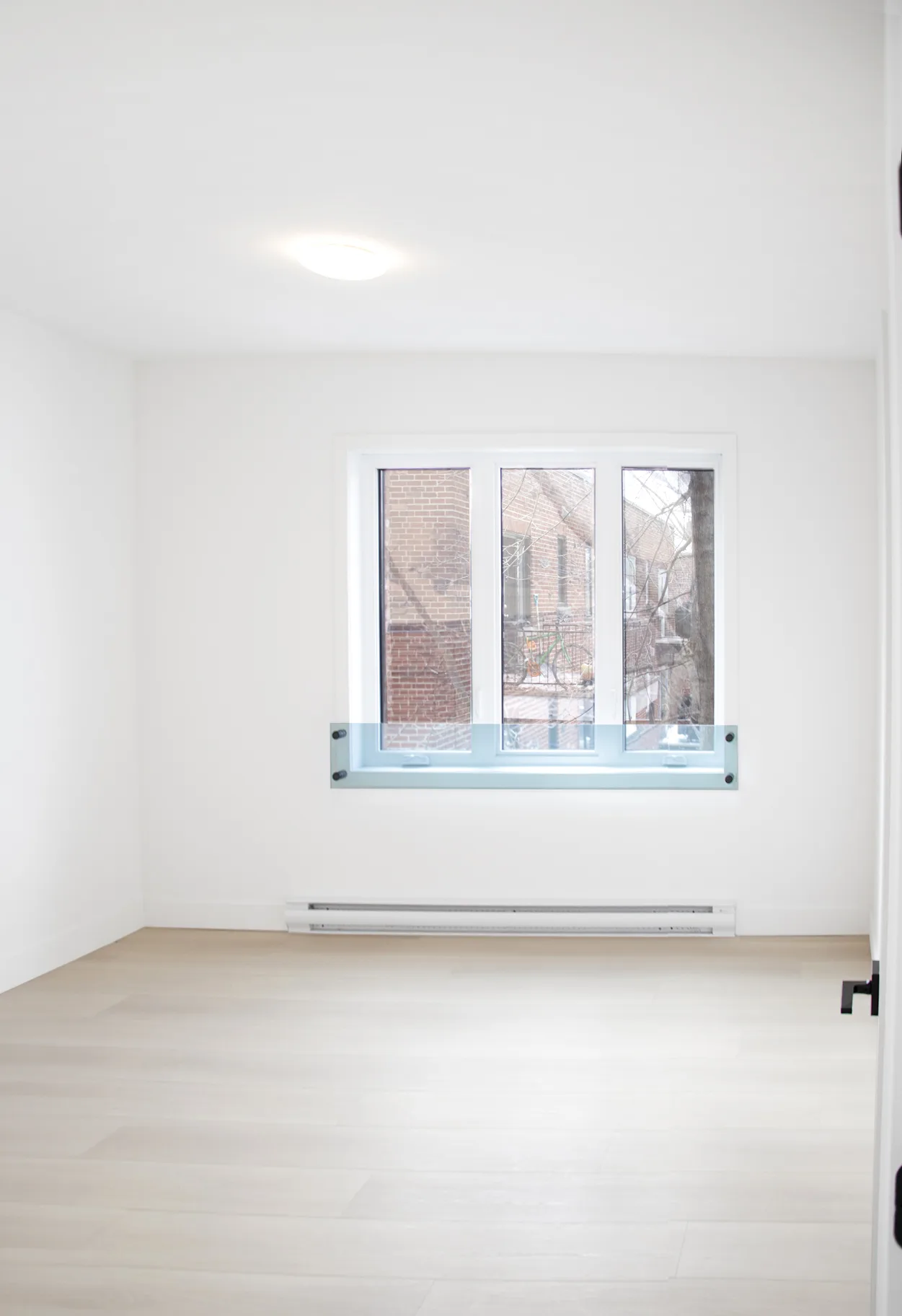 5350 Victoria — Unit 103 — 4