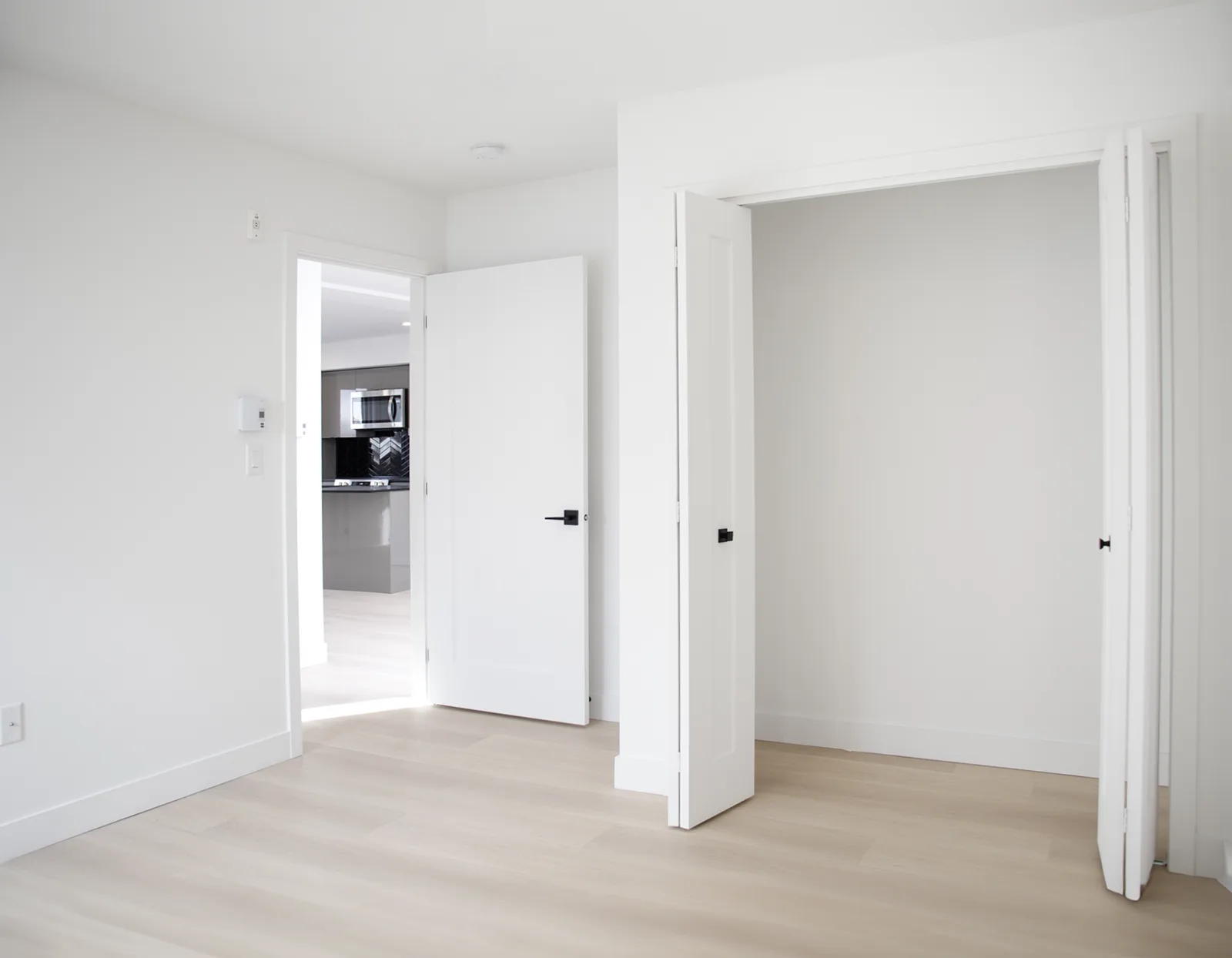 5350 Victoria — Unit 103 — 5