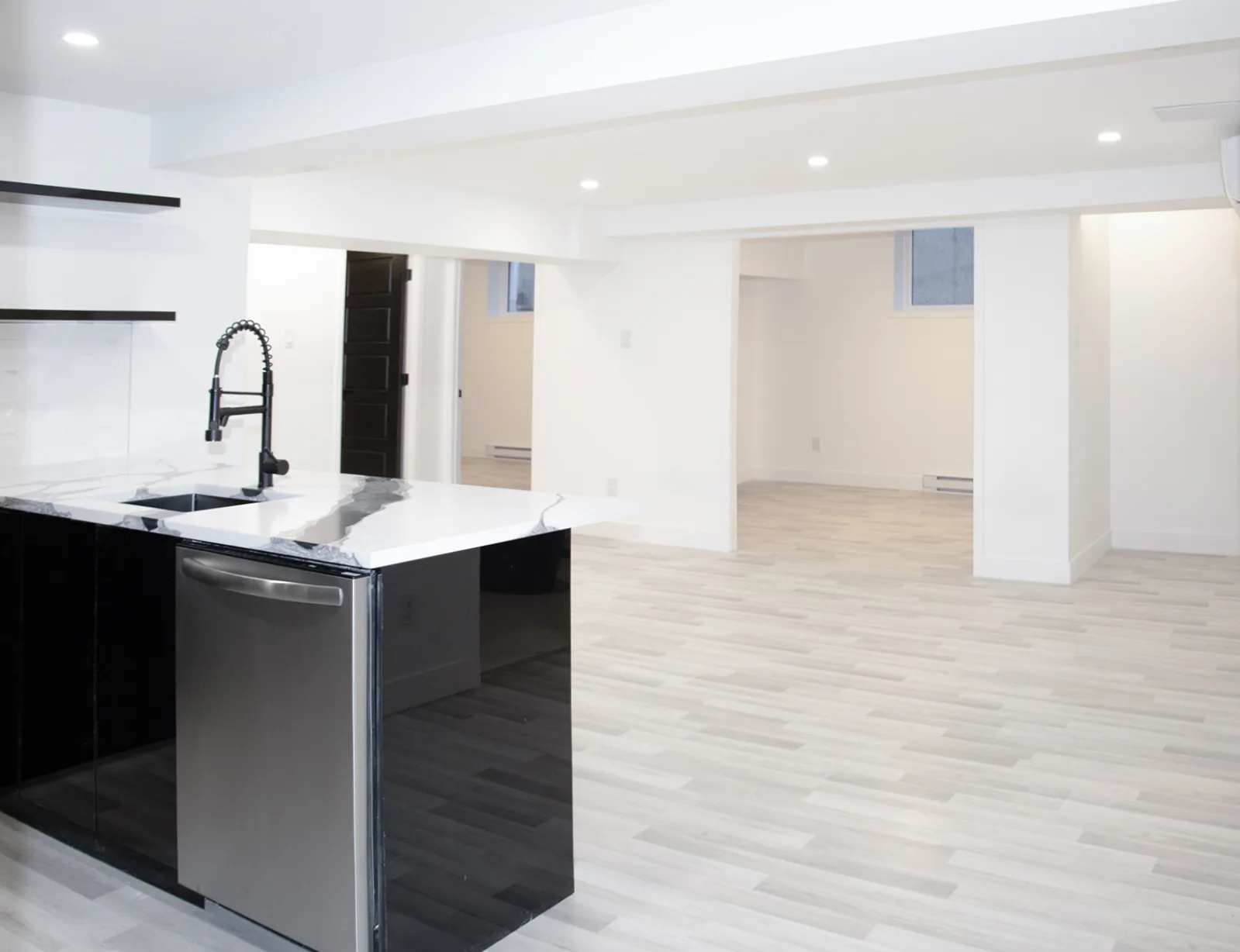 5695 Saint Jacques — Unit 103