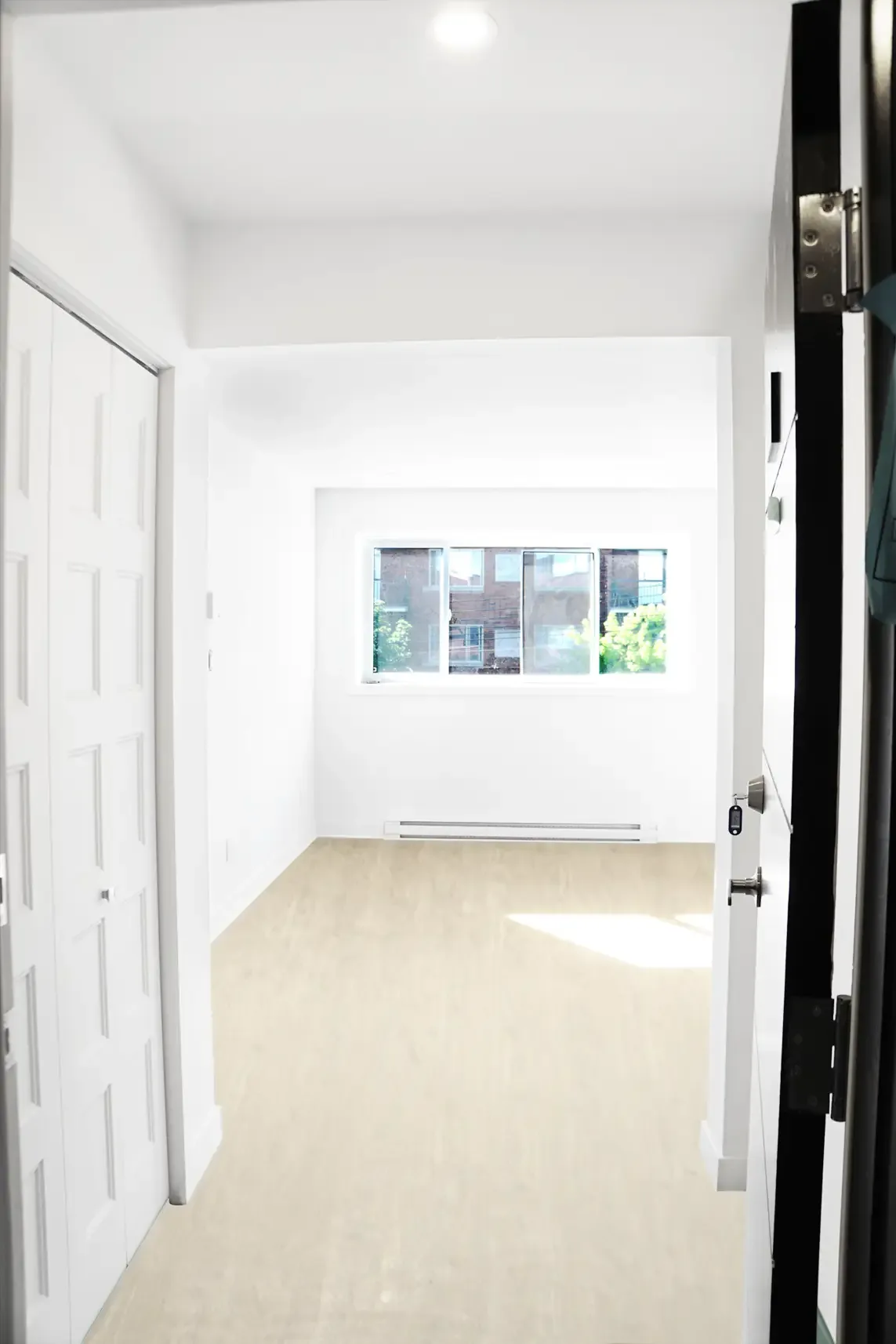 4820 Cote Saint Catherine — Unit 008 — 4