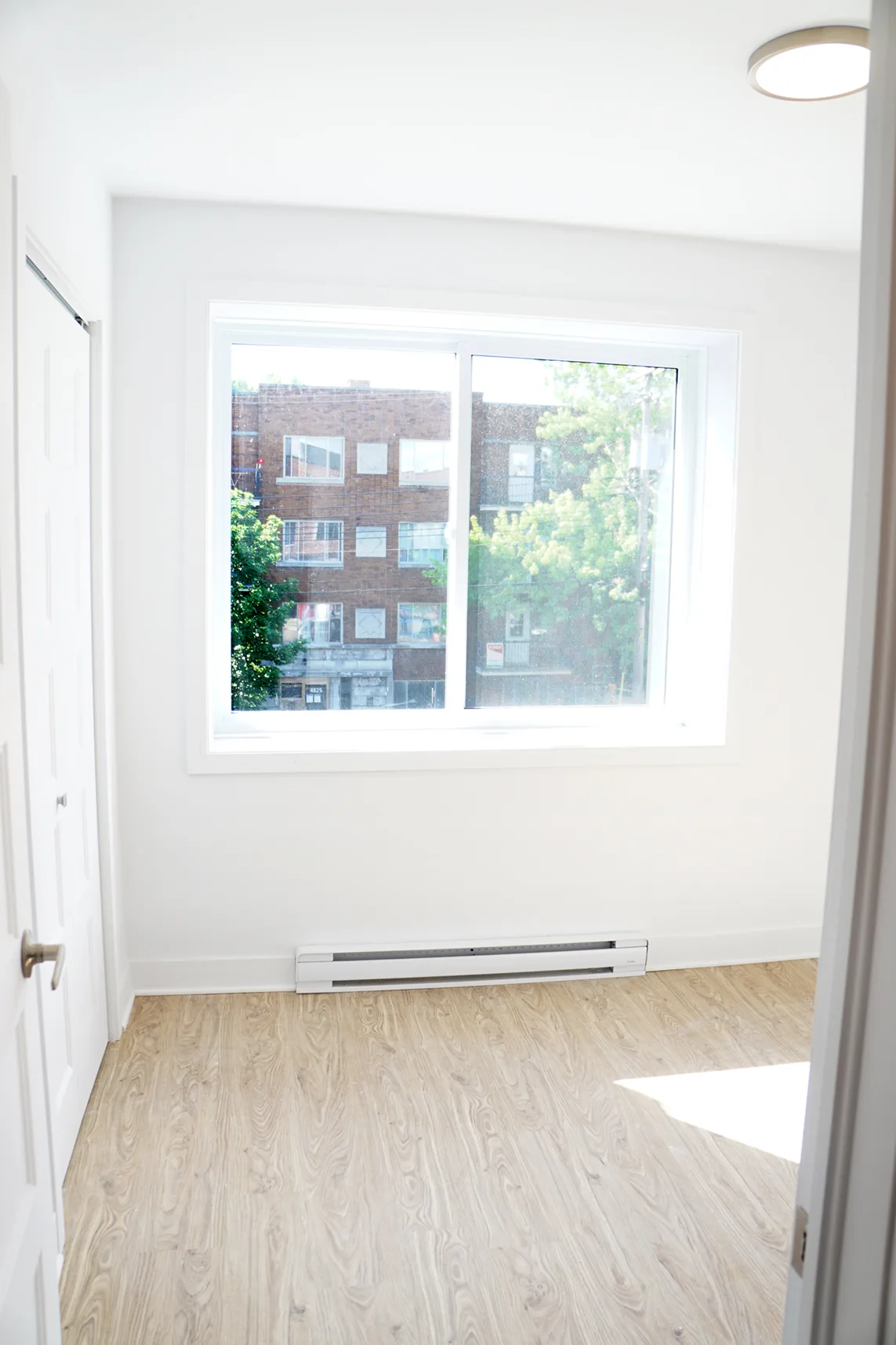 4820 Cote Saint Catherine — Unit 209 — 4