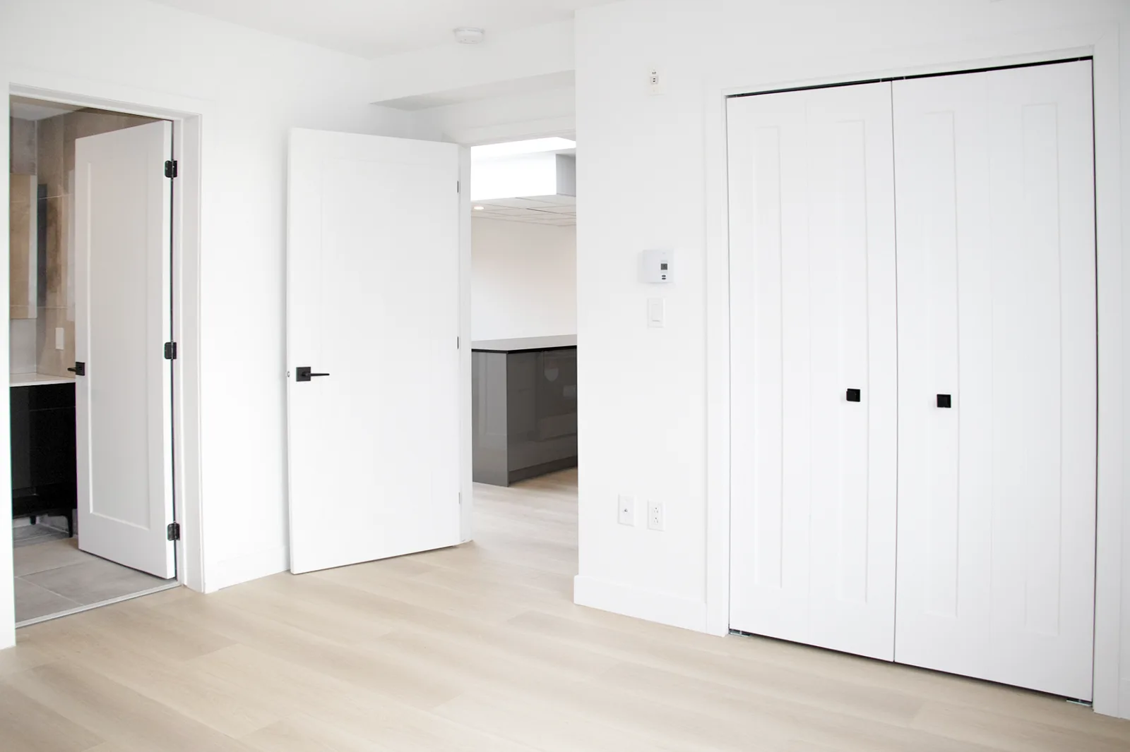 5350 Victoria — Unit 301 — 5