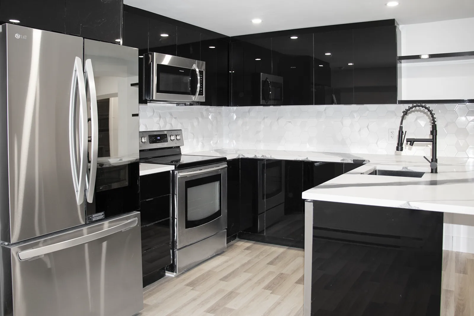 5695 Saint Jacques — Unit 103 — 3