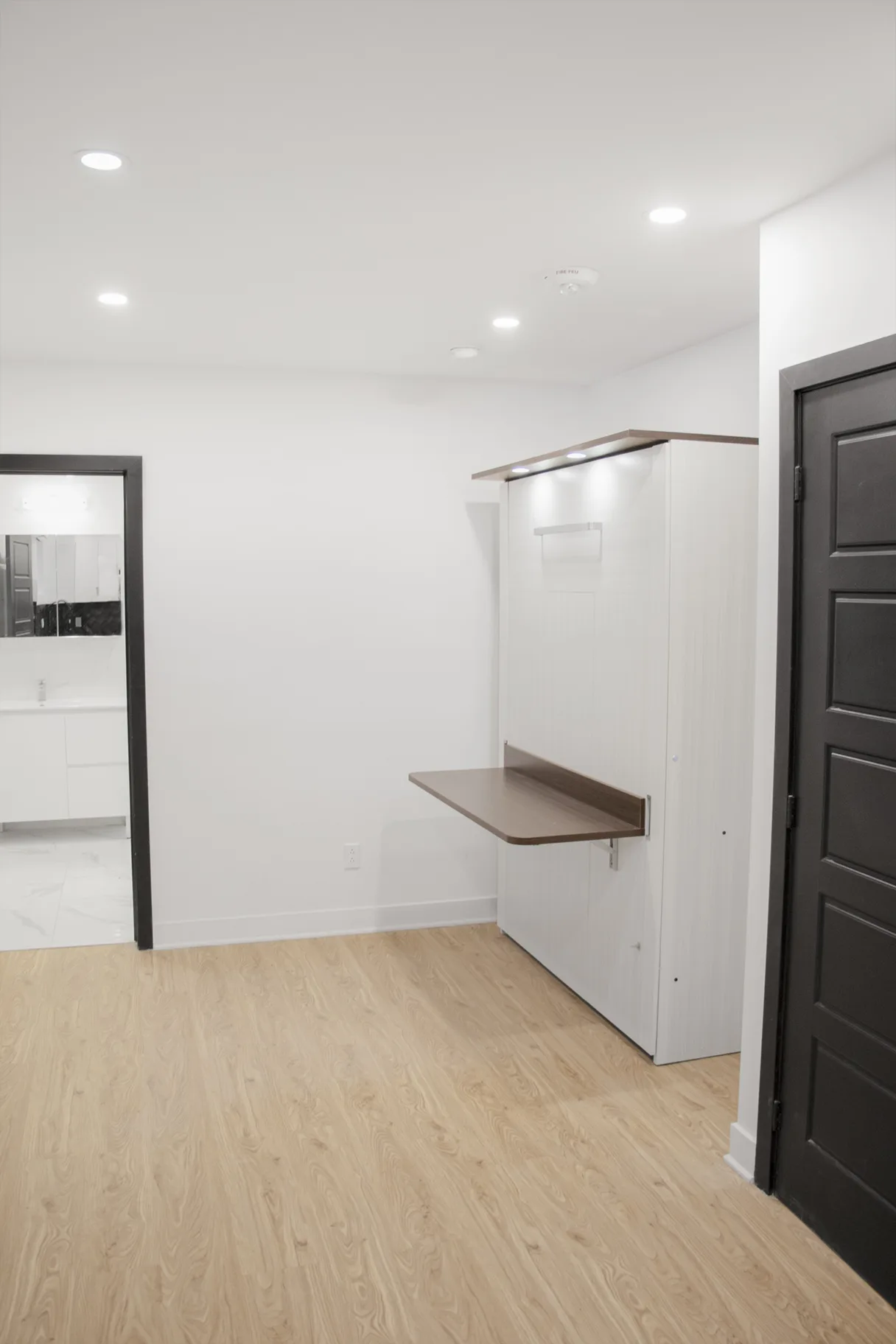 4820 Cote Saint Catherine — Unit 007 — 2