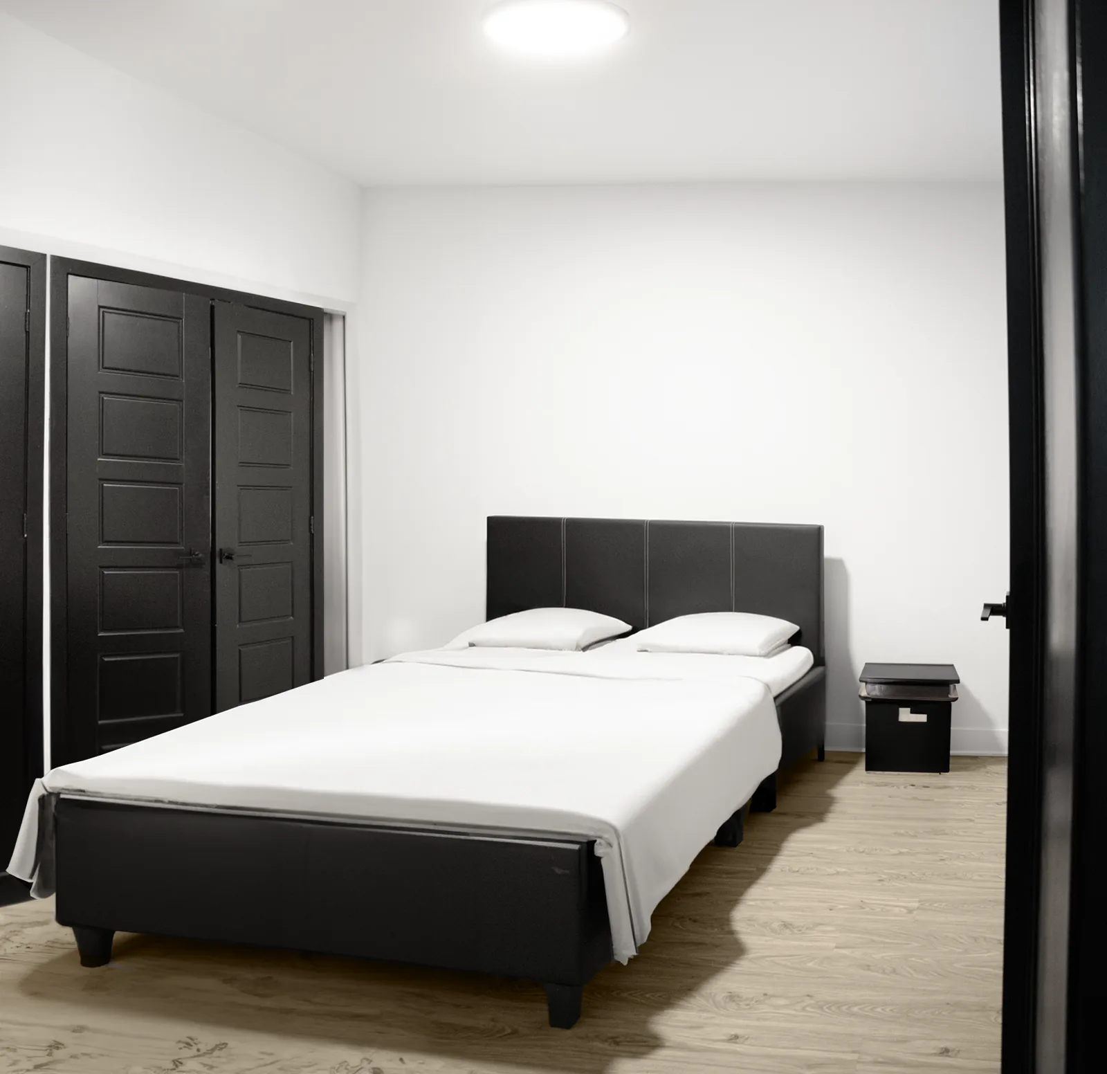 4820 Cote Saint Catherine — Unit 005 — 6