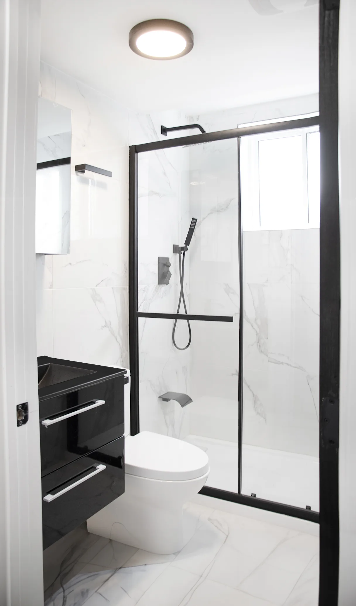 5695 Saint Jacques — Unit 210 — 5