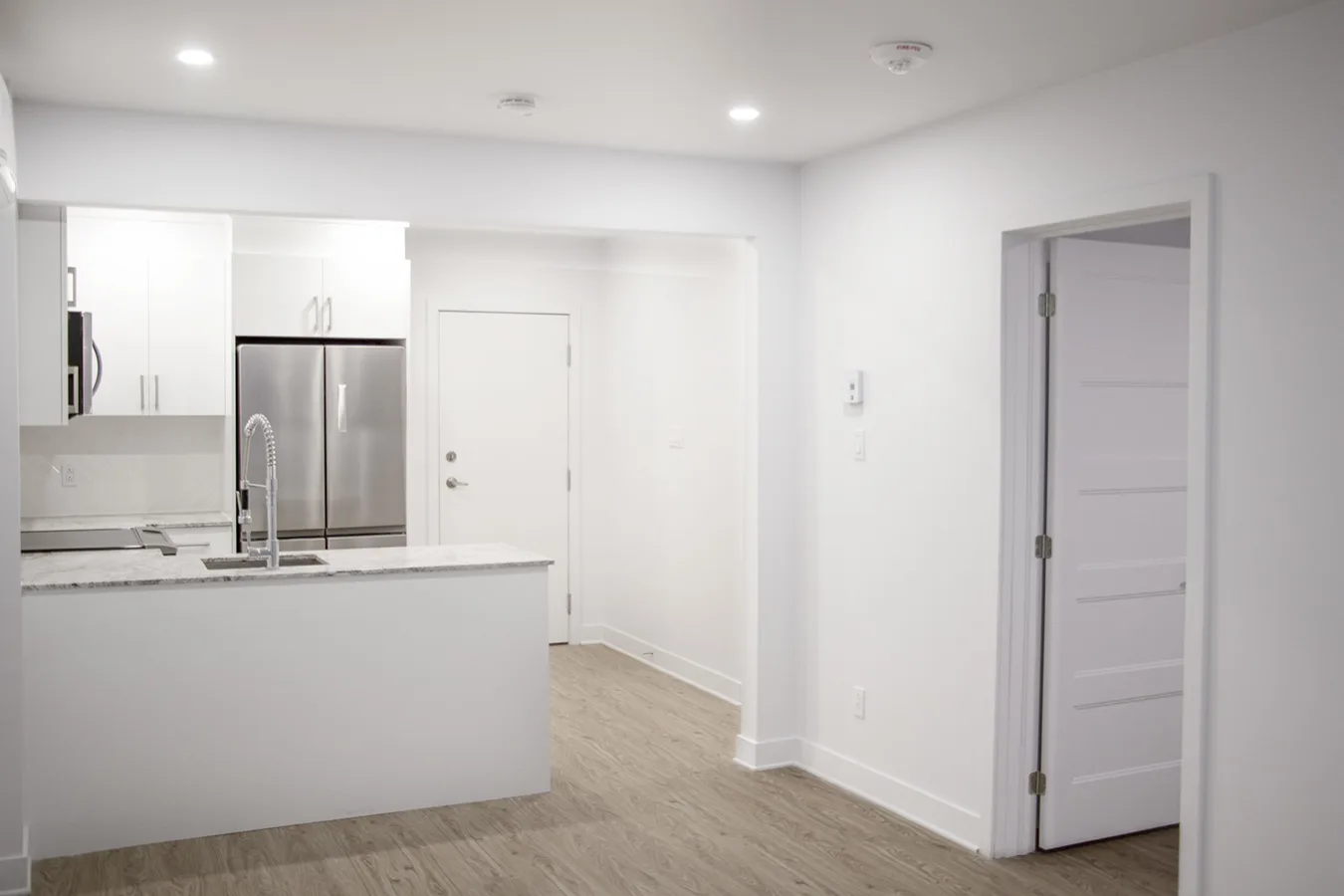 4820 Cote Saint Catherine — Unit 103