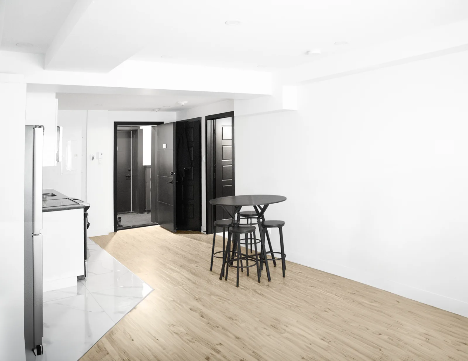 4820 Cote Saint Catherine — Unit 005 — 2