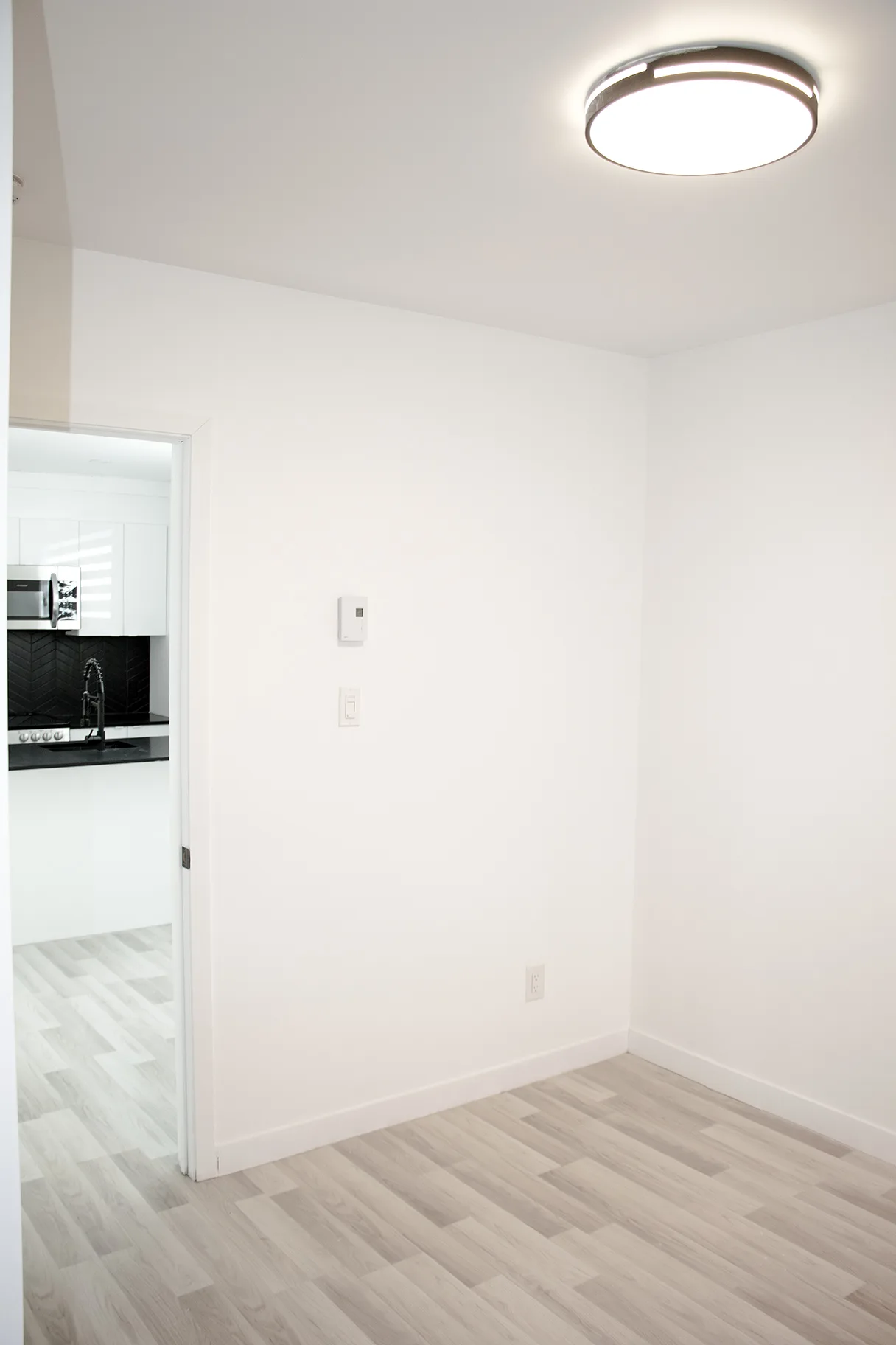 5695 Saint Jacques — Unit 101